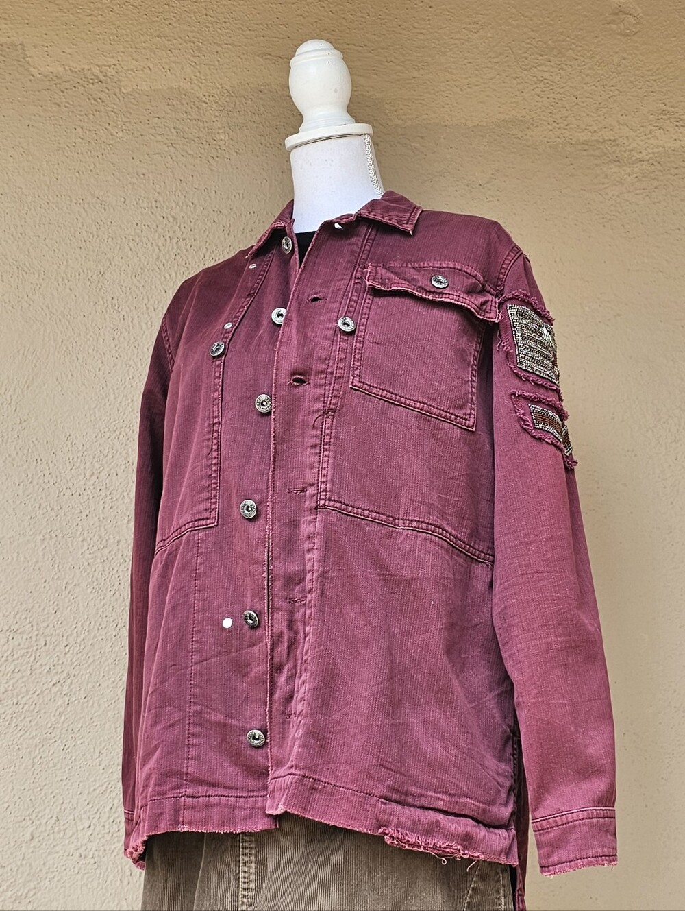 Free People Buttom Down Maroon Shacket W/ Beaded Patch Sz XS - Picture 5 of 9